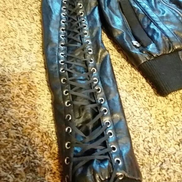 Dereon Bomber jacket - Picture 2 of 4